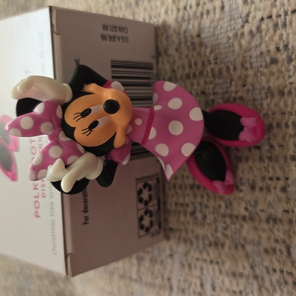 HALLMARK DISNEY PINK POLKA-DOT MINNIE MOUSE CHRISTMAS TREE ORNAMENT - Picture 2 of 9